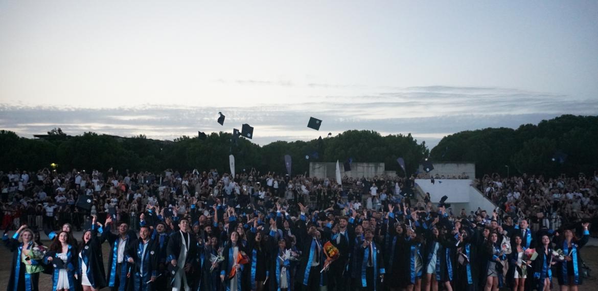 Siyasal Bilgiler Fakültesi, mezuniyet töreni,mezunlar,marmara mezun,
